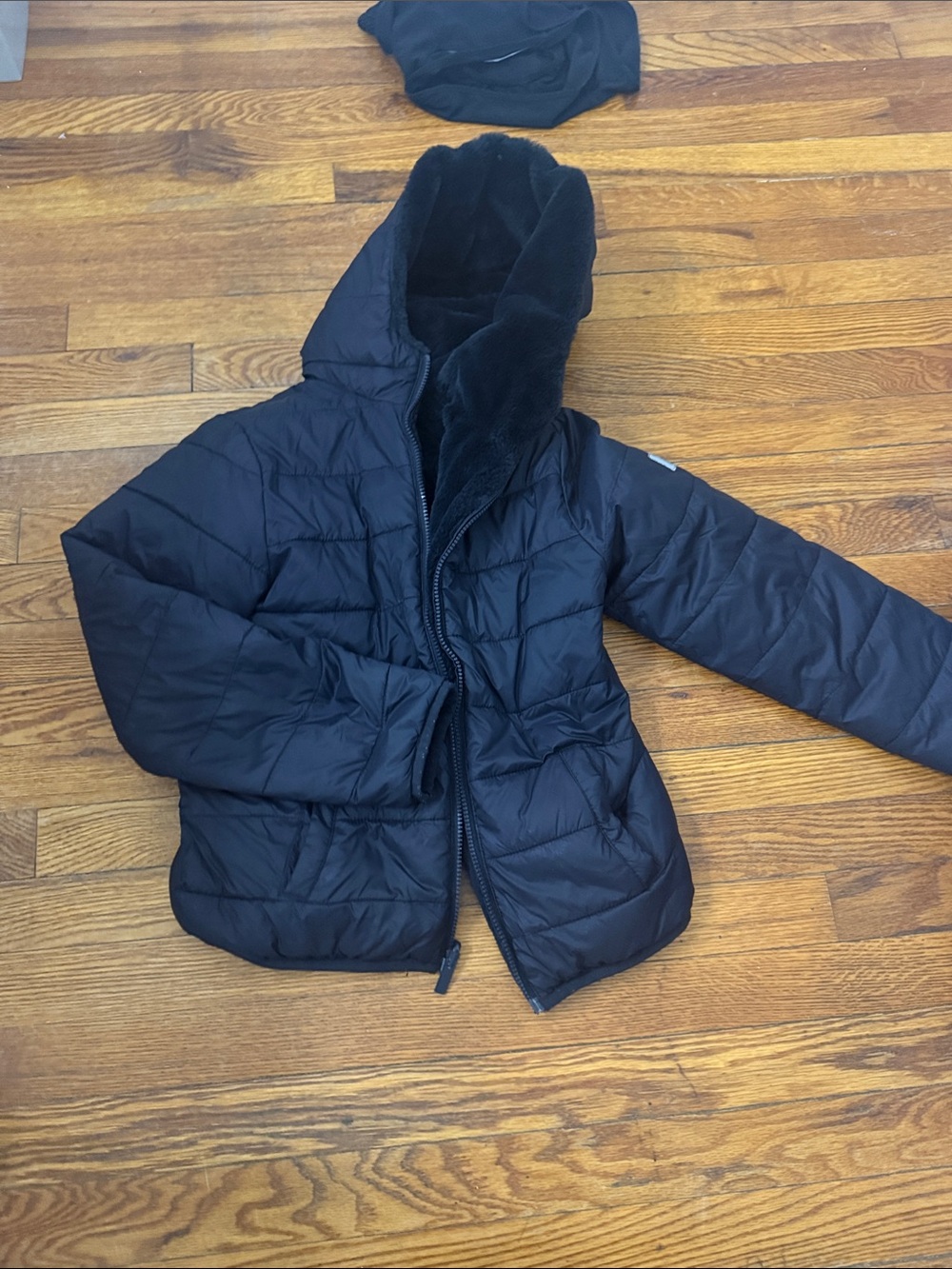 Abercrombie & Fitch Kids Black Quilted Puffer Jacket with Hood